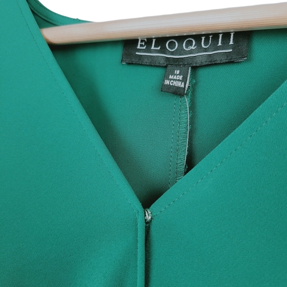 Eloquii Twist-Front Peplum Blouse Top Size 18 Kelly Green Surplice Snap-Front - Picture 6 of 12